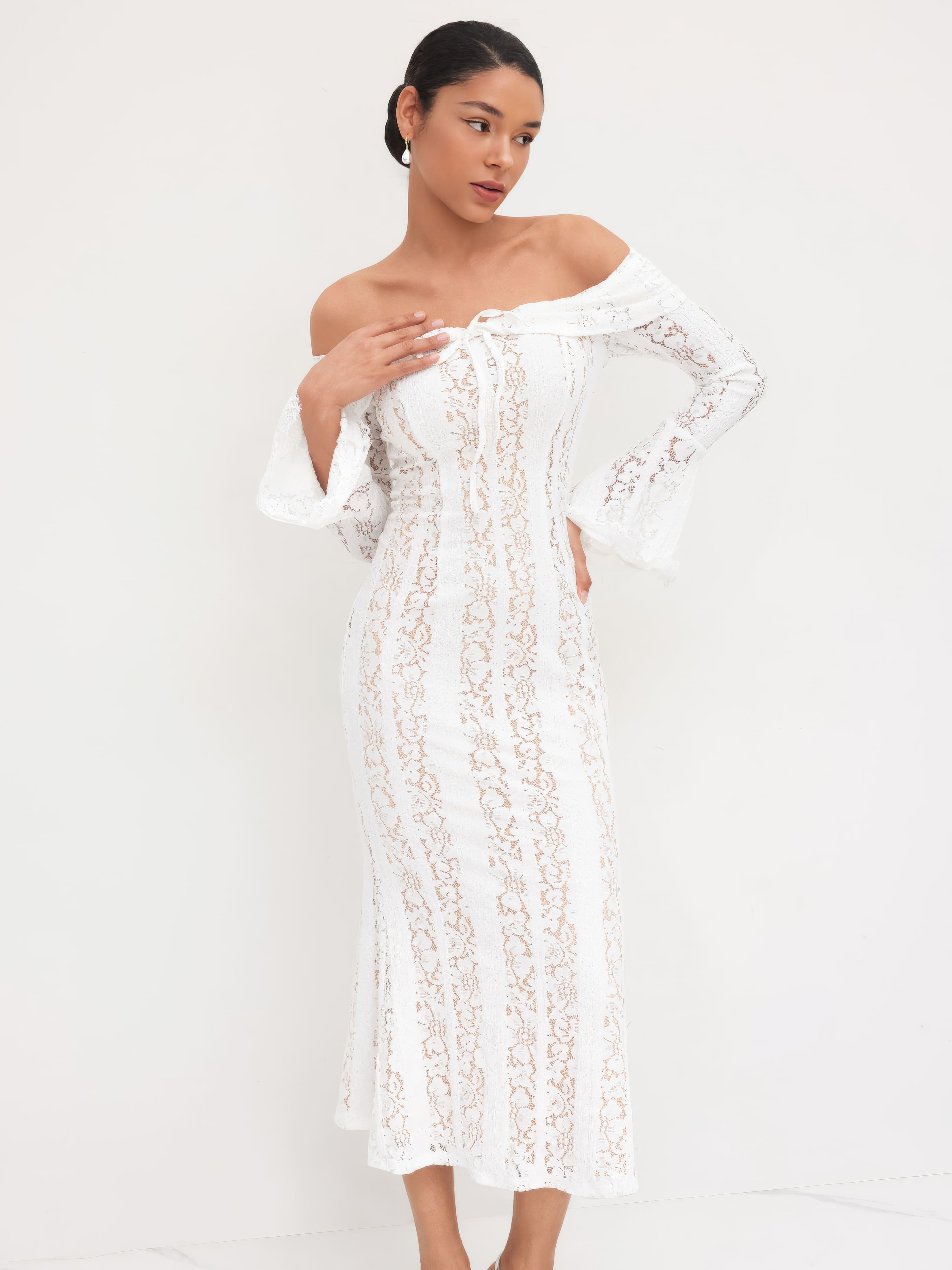 Eve - Lace Maxi Dress