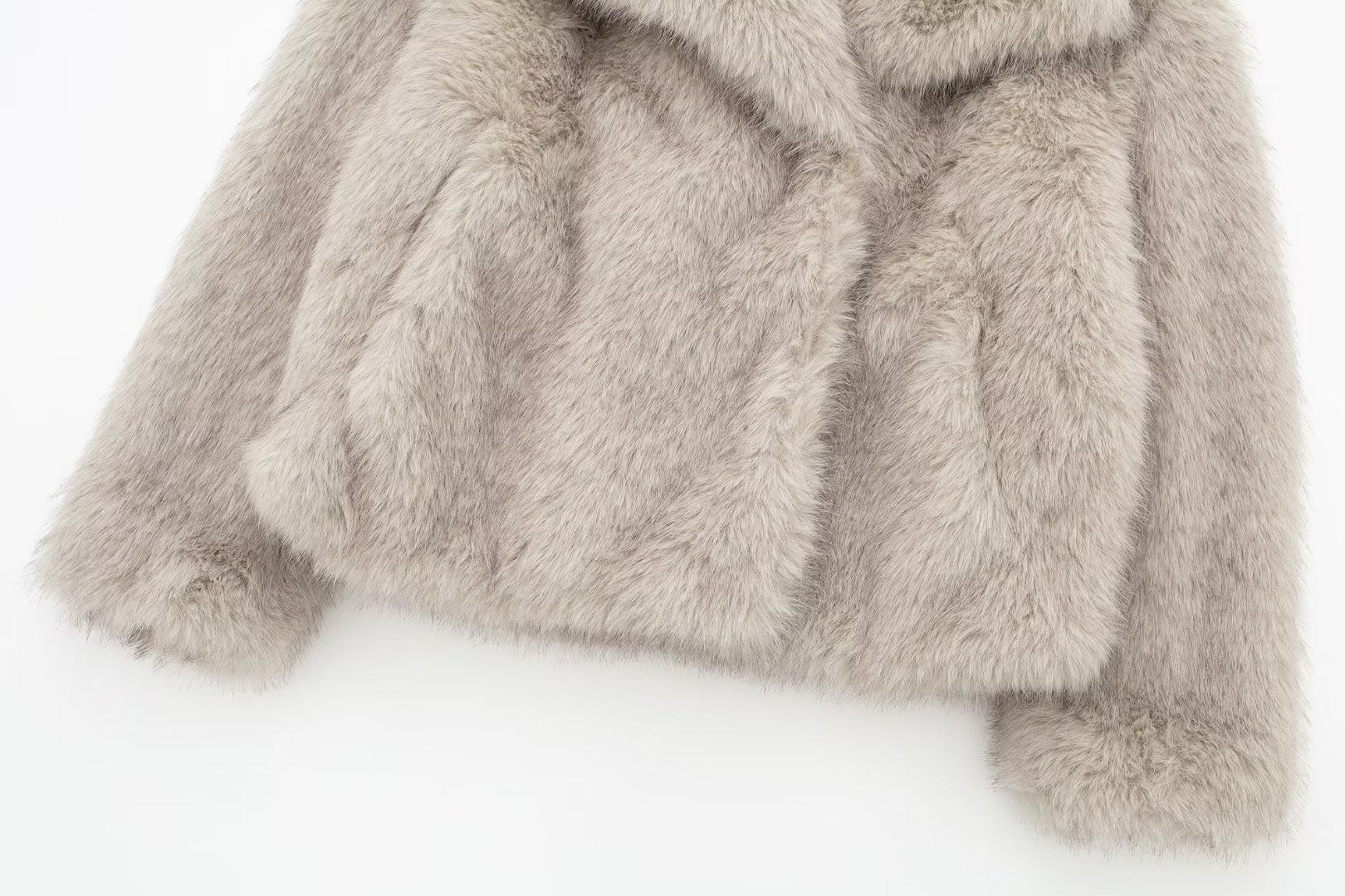 Coat faux fur - Lilyna