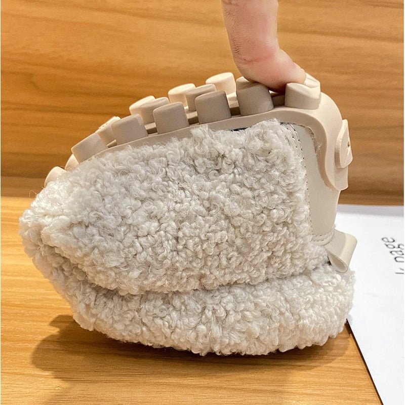 Plush moccasins with non-slip sole - outfithaven