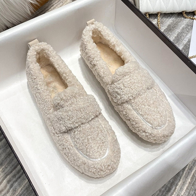 Plush moccasins with non-slip sole - outfithaven